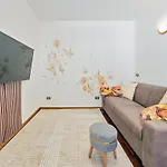 Center House Via Anghileri Lecco