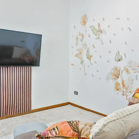 Center House Via Anghileri Apartment *