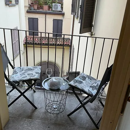 Center House Via Anghileri Lecco