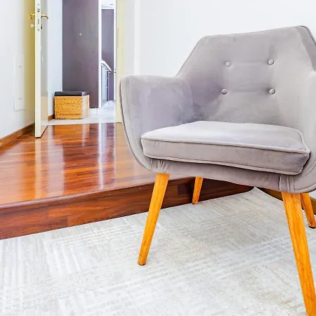 Center House Via Anghileri Apartment