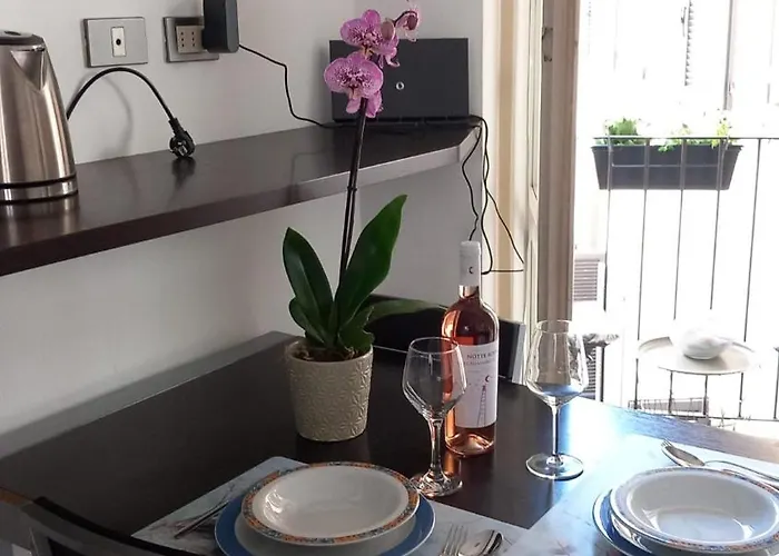 Center House Via Anghileri Lecco