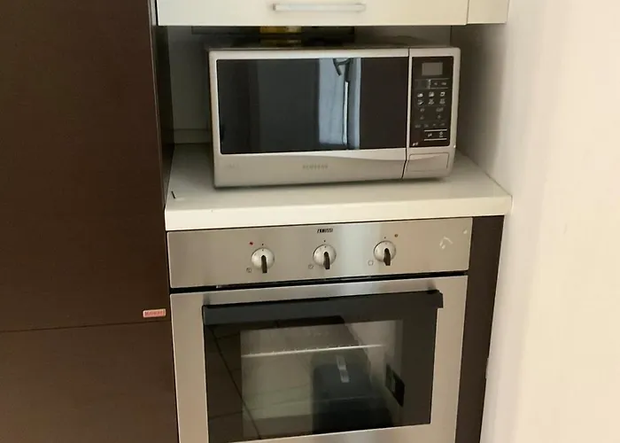 Lägenhet Center House Via Anghileri *