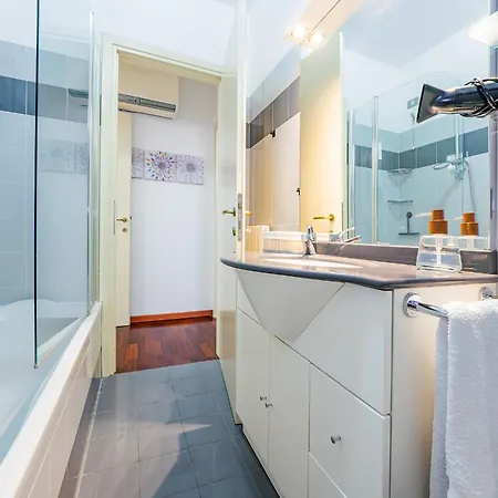 Center House Via Anghileri