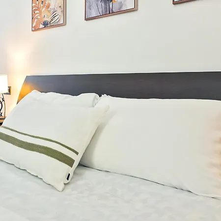 Center House Via Anghileri *